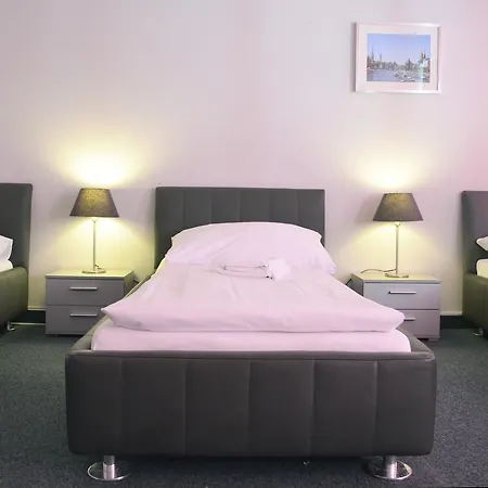Apart-hotel Primestay Apartmenthaus Seebach 4*